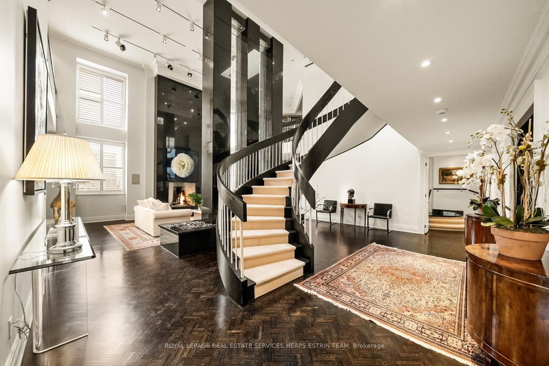 PH1 - 2 Lynwood Ave, Toronto, M4V 1K2 | Image 2