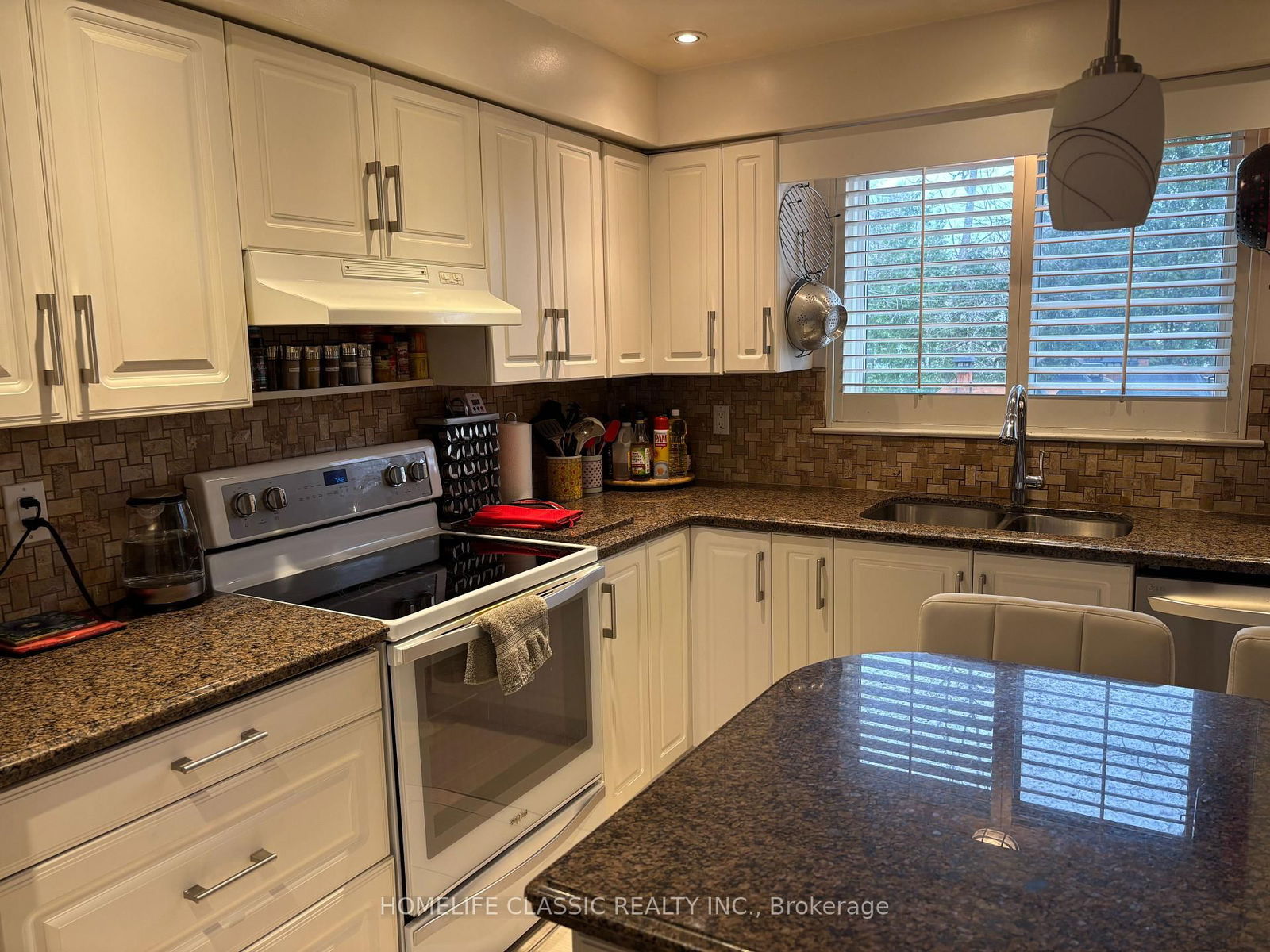 Detached House for sale at 326 Pleasant Avenue, Toronto, Newtonbrook West, M2R 2R4 - MLS: C12114645