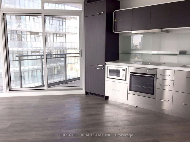3302 - 45 Charles Street