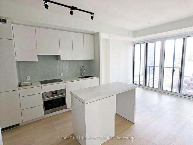 2513 - 7 Grenville Street