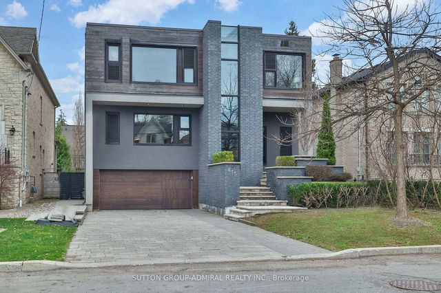 415 Douglas Avenue