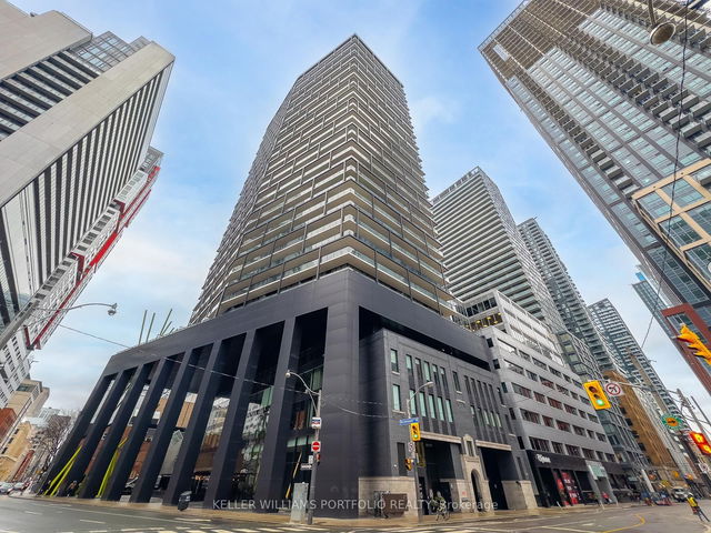 707 - 125 Peter Street