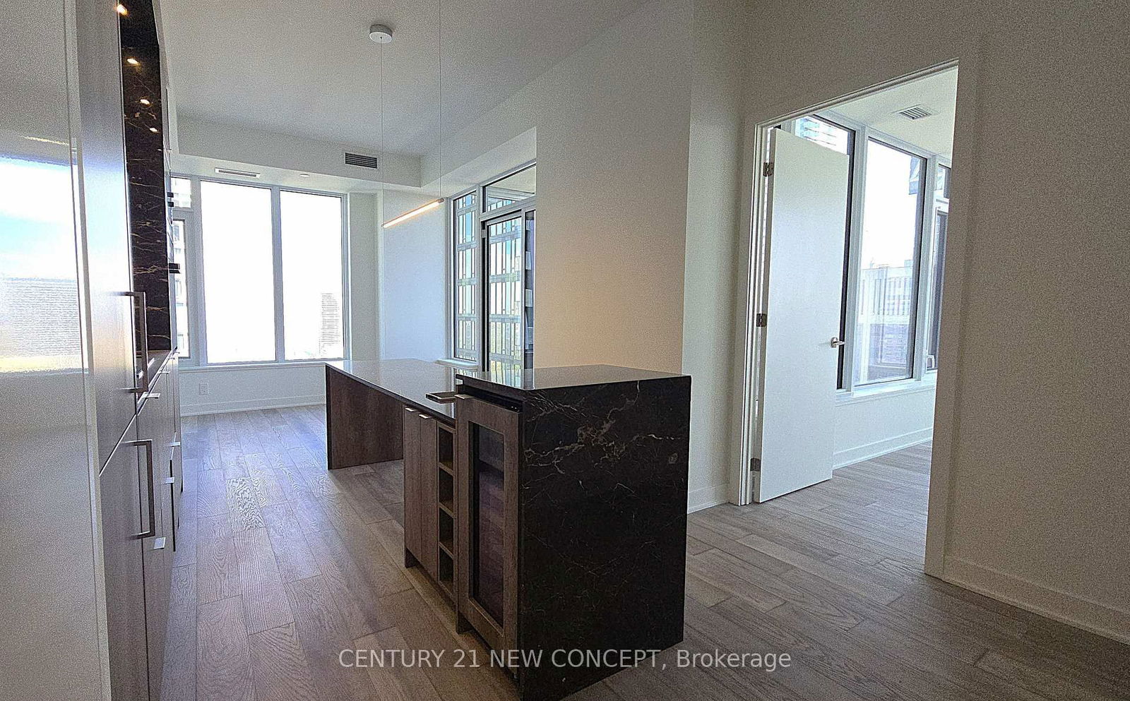 Condo for lease at 4207-11 Yorkville Avenue, Toronto, Annex, M4W 0B7 - MLS: C12115555