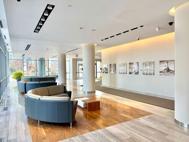 505 - 66 Forest Manor Road