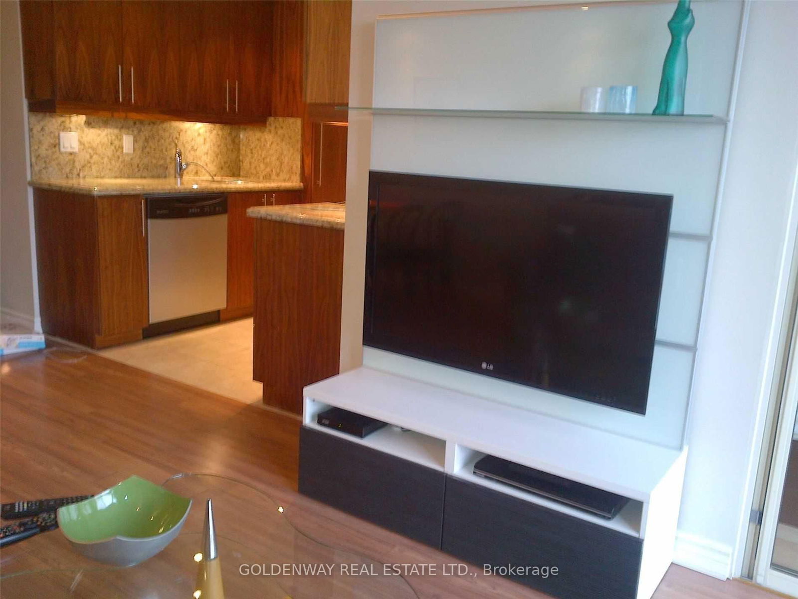 Condo for lease at 604-1055 Bay Street, Toronto, Bay Street Corridor, M5S 3A3 - MLS: C12115873