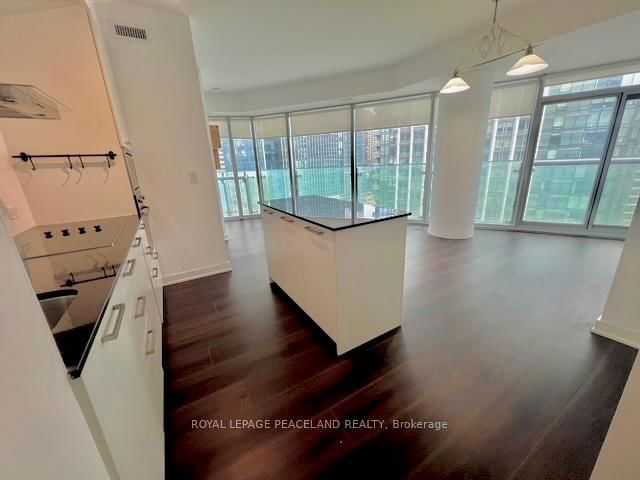 1102 - 12 York Street