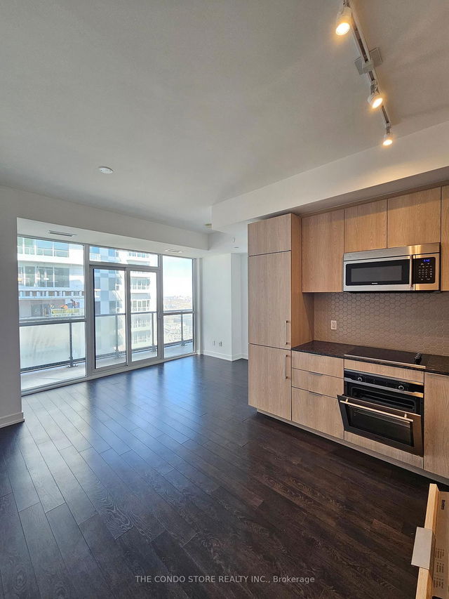 3005 - 50 Ordnance Street