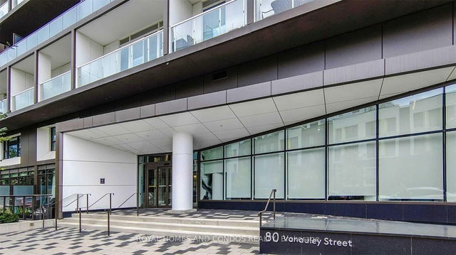 212 - 80 Vanauley Street