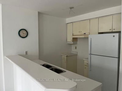 Unit 609 — 10 Yonge St, Toronto - Waterfront Communities C1 image-0-2