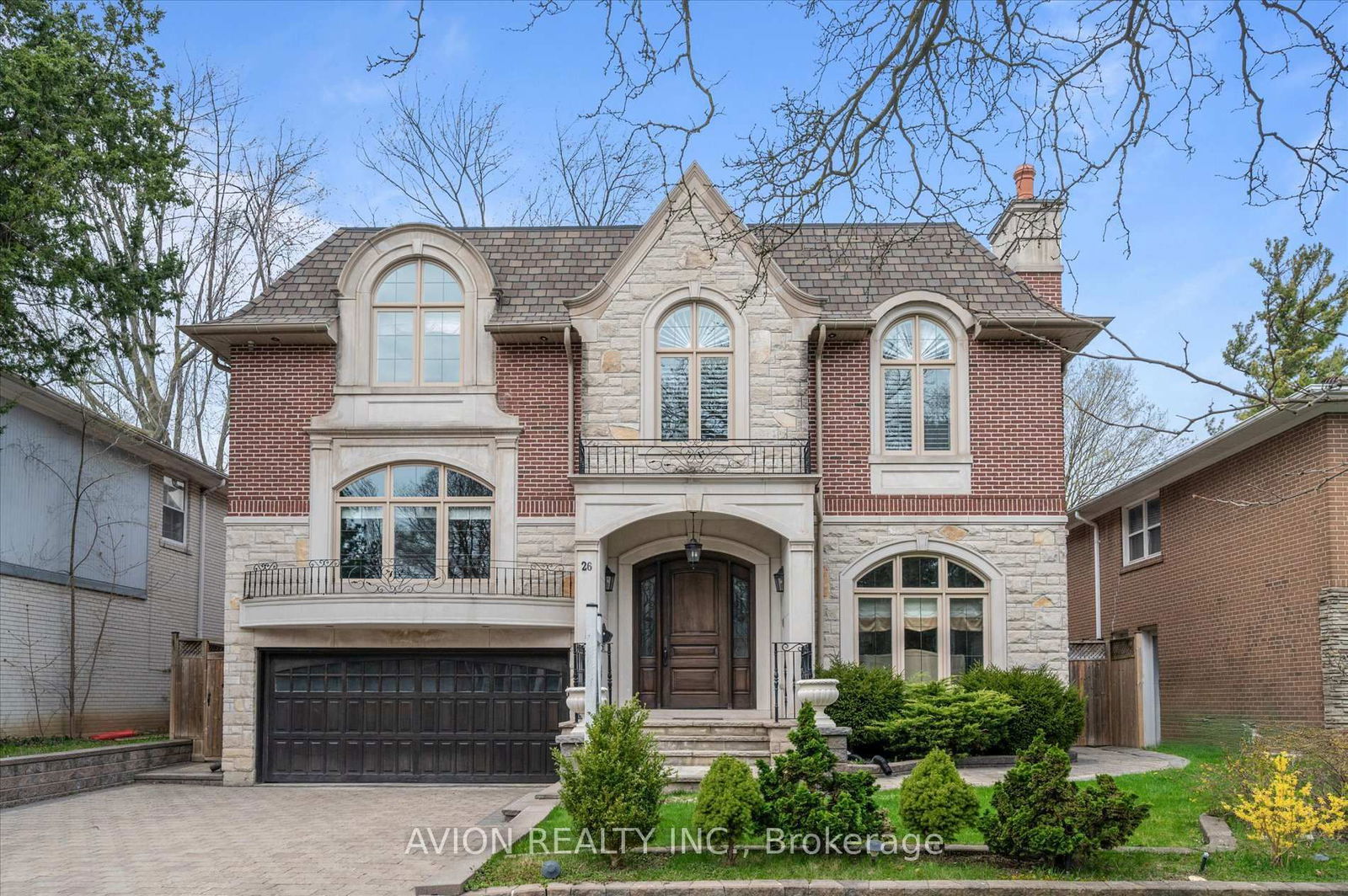 Detached House for sale at 26 Danville Drive, Toronto, St. Andrew-Windfields, M2P 1J1 - MLS: C12116305