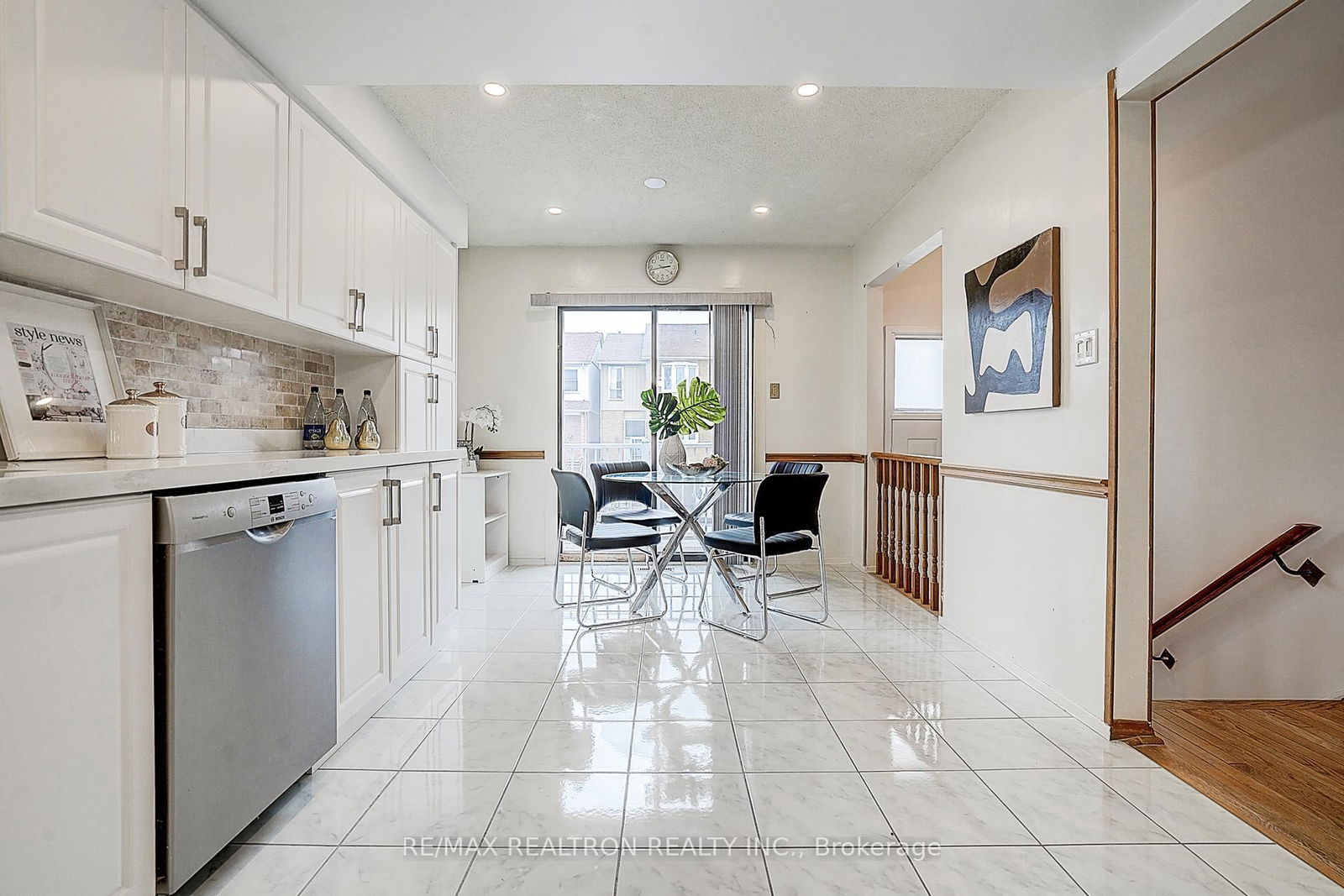 Detached House for sale at 82 Carnival Court, Toronto, Westminster-Branson, M2R 3T8 - MLS: C12116415