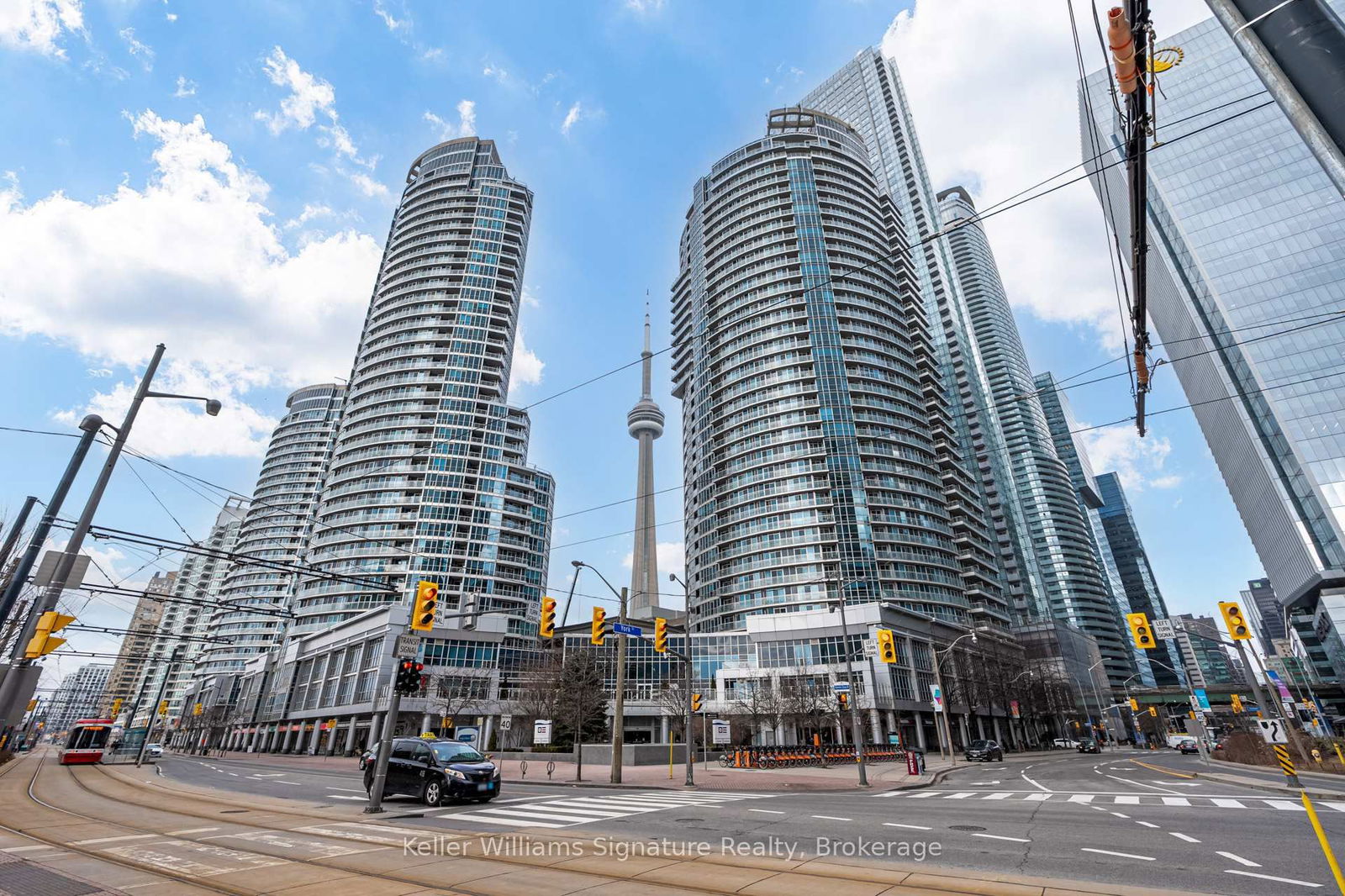Condo for sale at 1010-8 York Street, Toronto, Waterfront Communities C1, M5J 2Y2 - MLS: C12116429