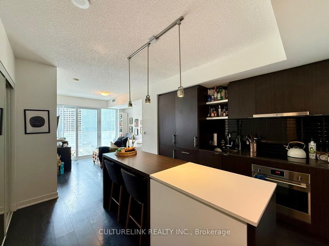 1508 - 88 Harbour Street