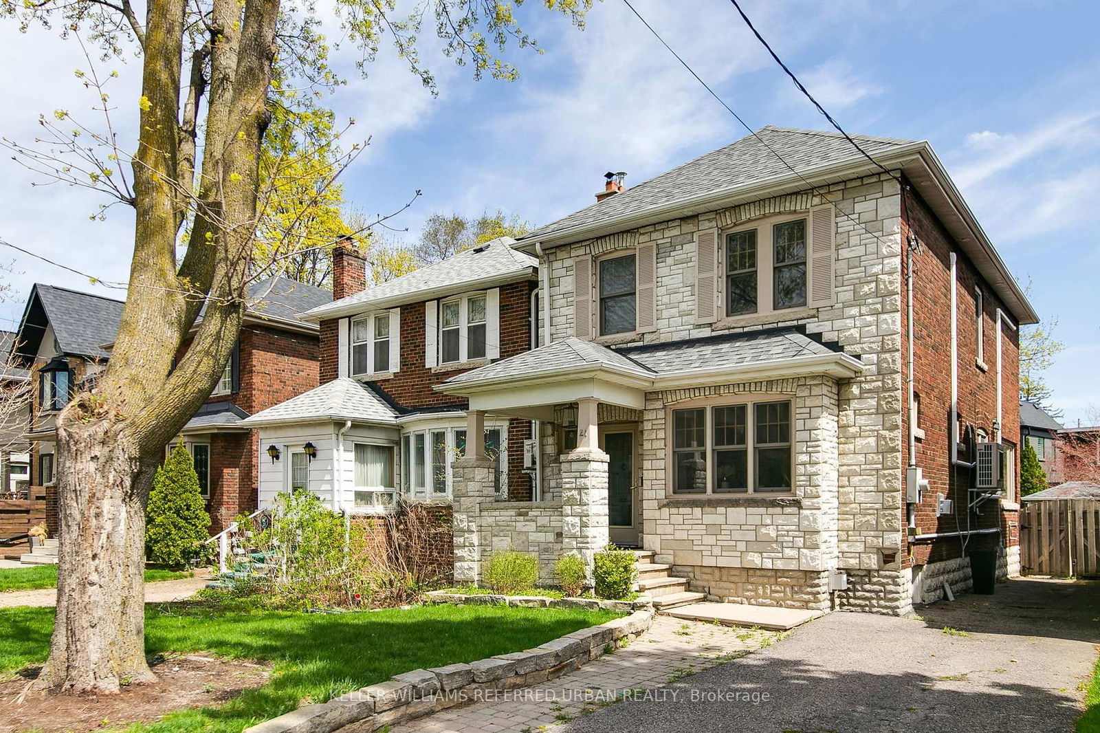 Detached House for sale at 21 Donegall Drive, Toronto, Leaside, M4G 3G6 - MLS: C12116660