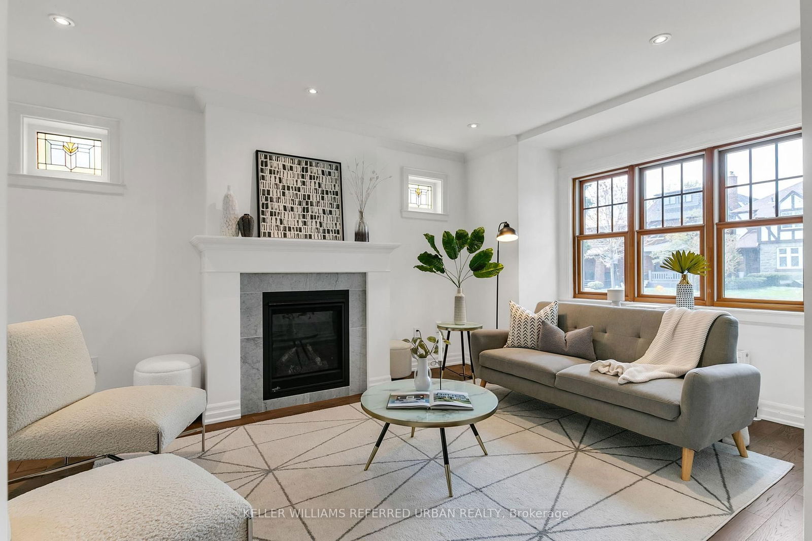 Detached House for sale at 21 Donegall Drive, Toronto, Leaside, M4G 3G6 - MLS: C12116660
