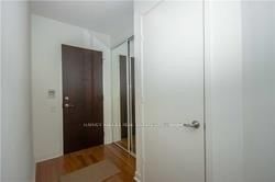 914 - 85 Bloor Street