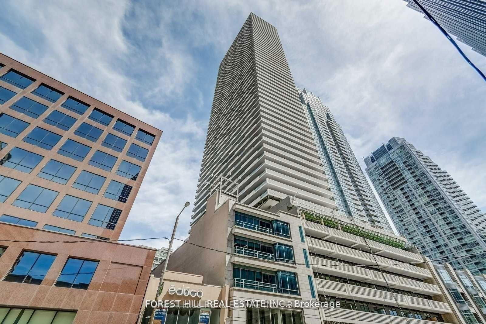 Condo for lease at 5609-2221 Yonge Street, Toronto, Mount Pleasant West, M4S 2B4 - MLS: C12116823