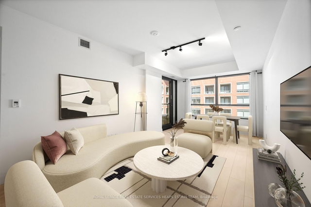 504 - 33 Frederick Todd Way