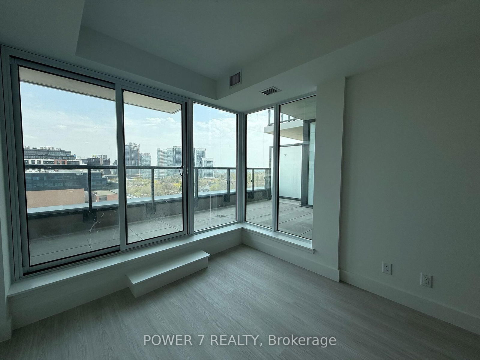 Condo for lease at 816-6 Greenbriar Road, Toronto, Bayview Village, M2K 0H6 - MLS: C12117094