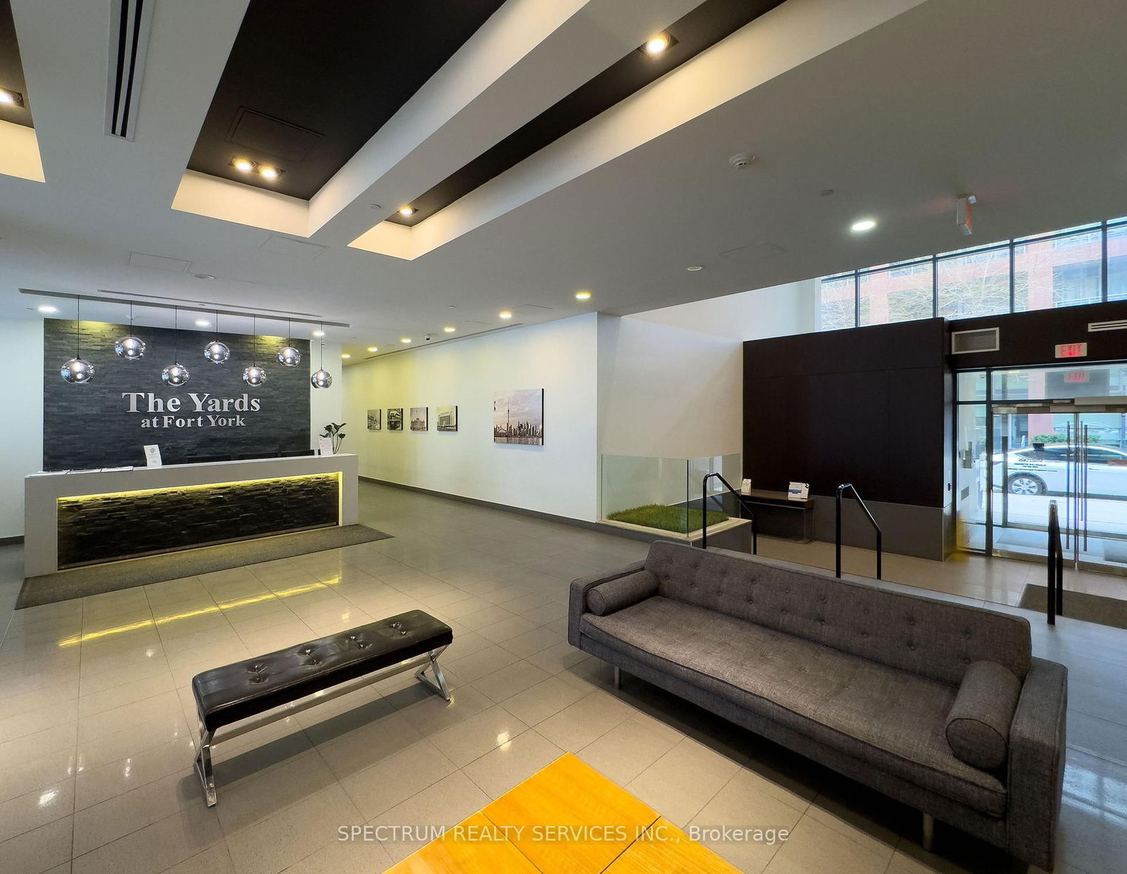 Condo for lease at 1810-20 Bruyeres Mews, Toronto, Waterfront Communities C1, M5V 0G8 - MLS: C12117178