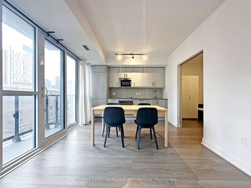 home for lease on 1205-77 Mutual Street