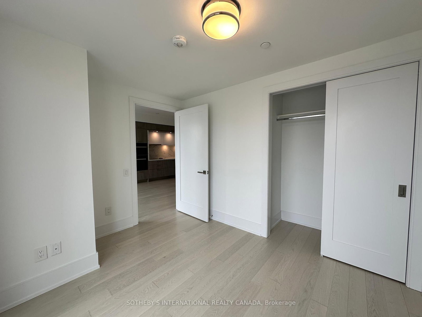 155 Merchants Wharf, Unit 529 - Photo 10