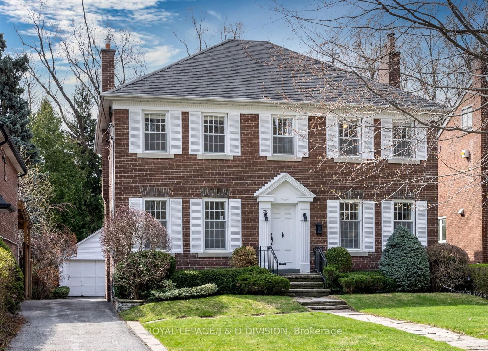 Detached House for sale at 285 St Leonards Avenue, Toronto, Bridle Path-Sunnybrook-York Mills, M4N 1K9 - MLS: C12117316