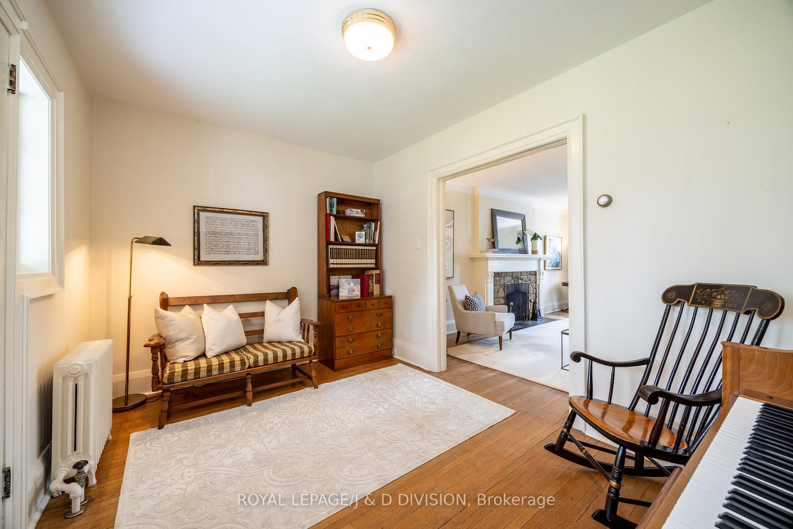 Listing Image 7