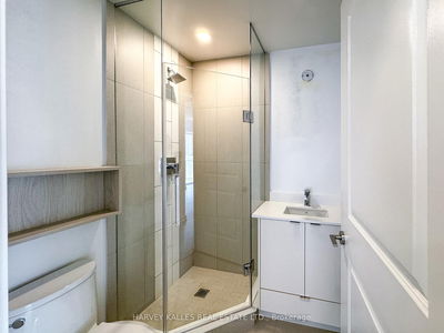 Unit 710 — 100 Dalhousie St, Toronto - Waterfront Communities C8 image-0-4
