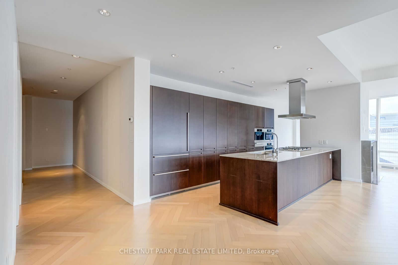 Condo for lease at 5808-180 University Avenue, Toronto, Bay Street Corridor, M5H 0A2 - MLS: C12117471