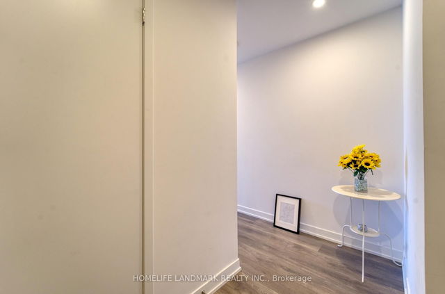 2808 - 15 HOLMES Avenue