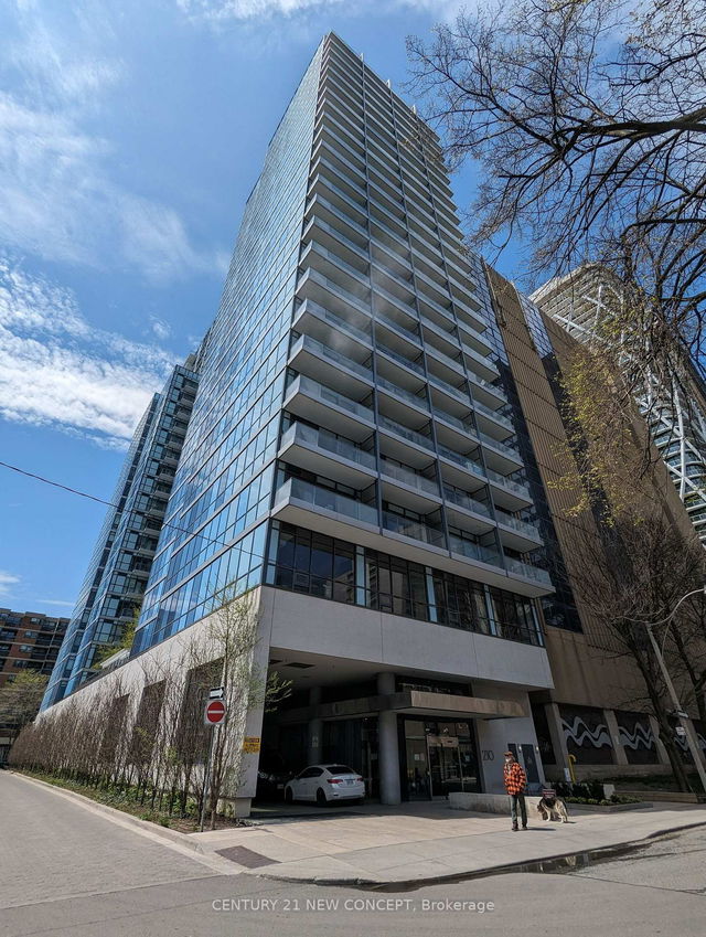 613 - 210 Simcoe Street