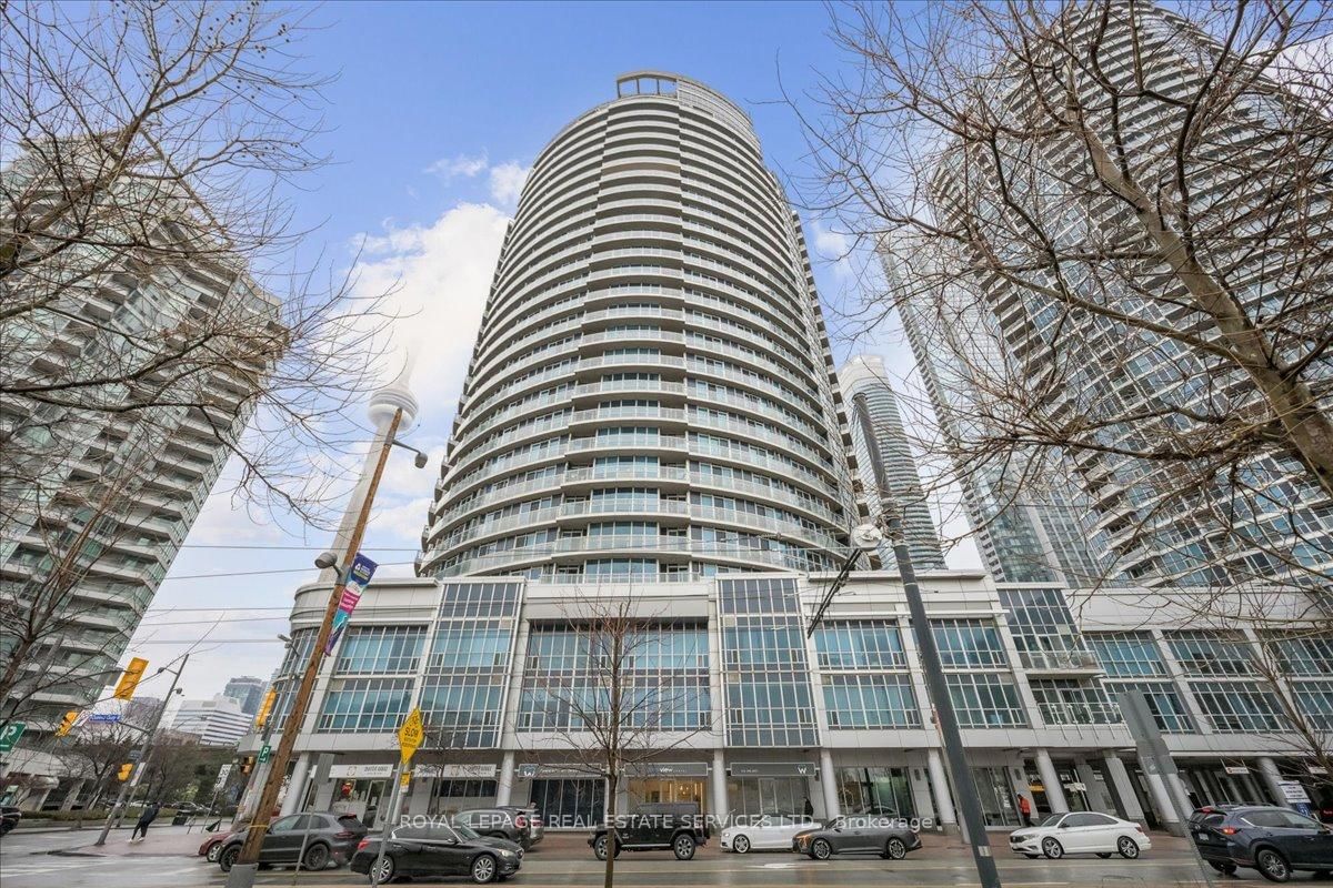 Condo for lease at 1007-218 Queens Quay, Toronto, Waterfront Communities C1, M5J 2Y6 - MLS: C12117883