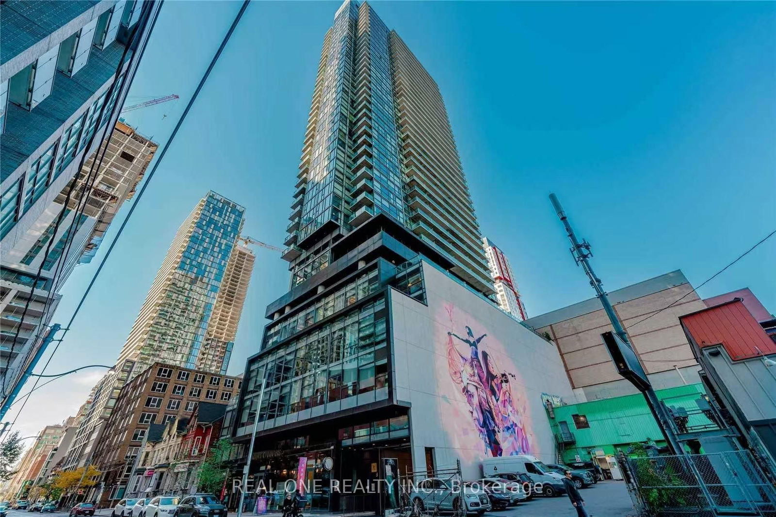 Condo for lease at 1807-290 Adelaide Street, Toronto, Waterfront Communities C1, M5V 1P6 - MLS: C12117890
