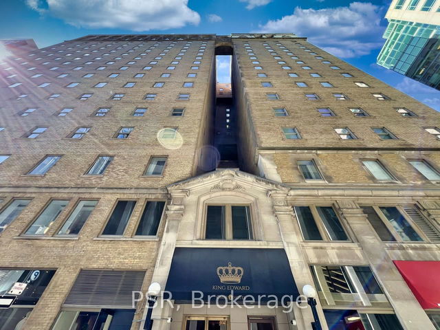 428 - 22 Leader Lane