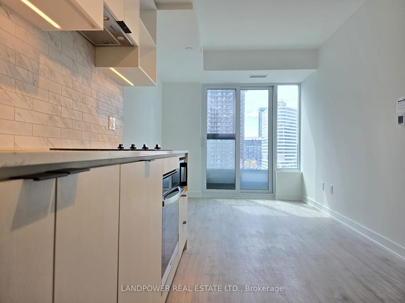 home for lease on 2516-252 Church Street