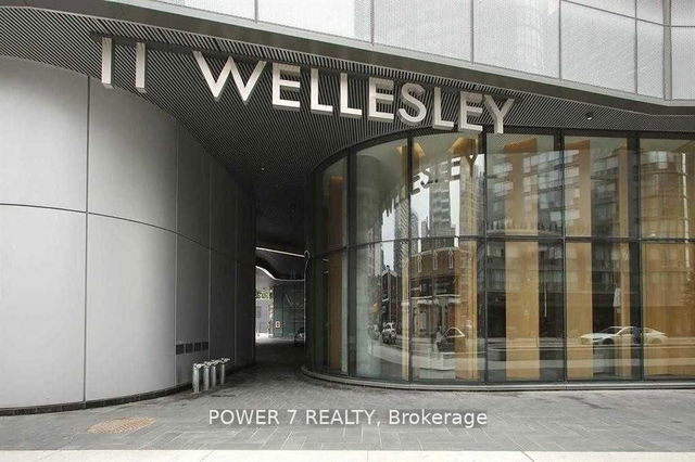 2012 - 11 Wellesley Street