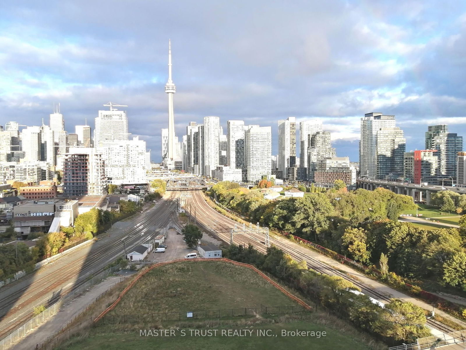 Condo for lease at 1211-30 Ordnance Street, Toronto, Niagara, M6K 0C8 - MLS: C12118221