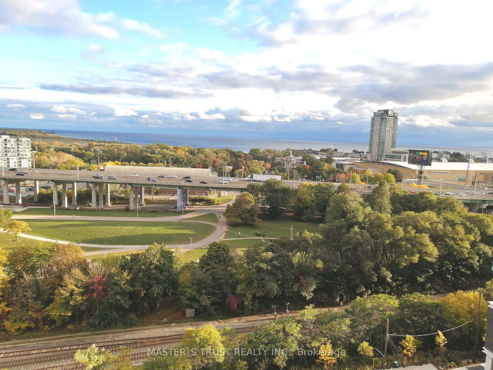 Condo for lease at 1211-30 Ordnance Street, Toronto, Niagara, M6K 0C8 - MLS: C12118221