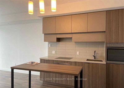 Unit 3706 — 8 Eglinton Ave, Toronto - Mount Pleasant West image-0-2