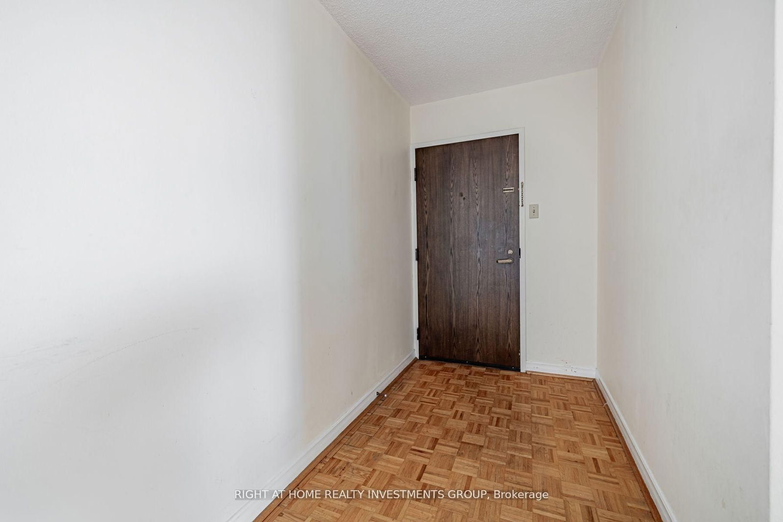 Condo for sale at 1910-65 Harbour Square, Toronto, Waterfront Communities C1, M5J 2L4 - MLS: C12118319