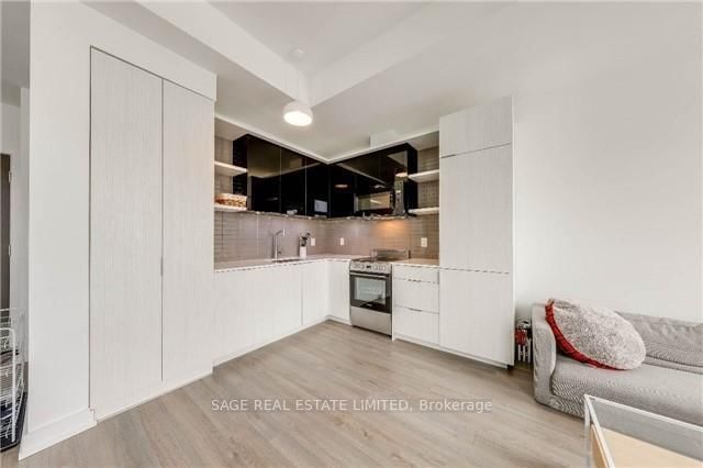 Condo for lease at 711-6 Parkwood Avenue, Toronto, Forest Hill South, M4V 2W8 - MLS: C12118340