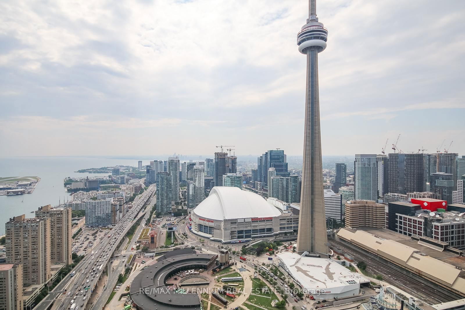 Condo for sale at 5104-12 York Street, Toronto, Waterfront Communities C1, M5J 0A9 - MLS: C12118370