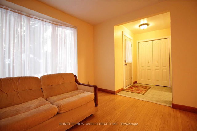 (MAIN) - 15 Dallington Drive