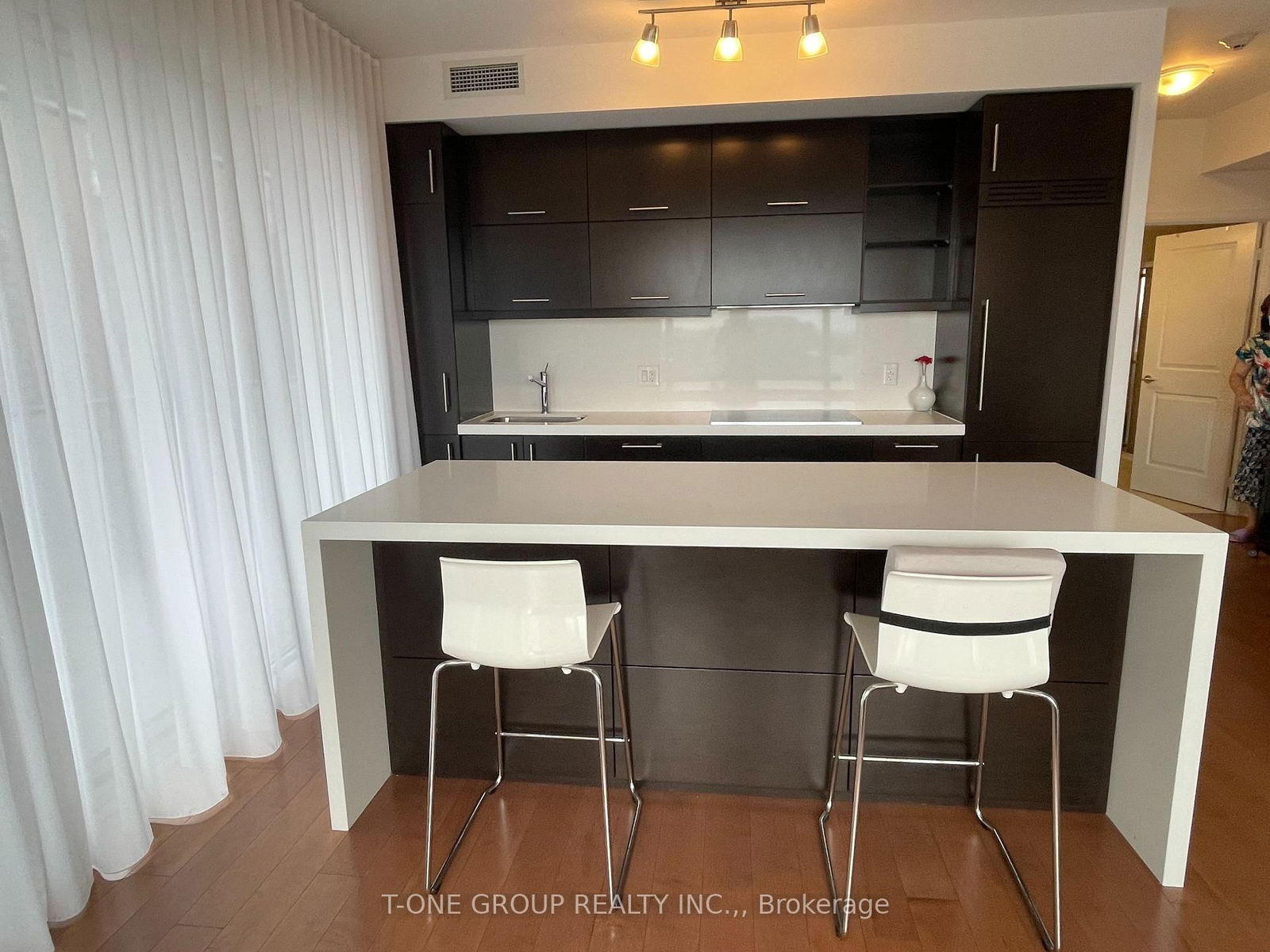Condo for lease at 1607-65 St Mary Street, Toronto, Bay Street Corridor, M5S 0A6 - MLS: C12118482