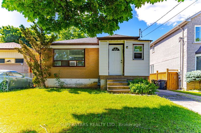 63 Madawaska Avenue
