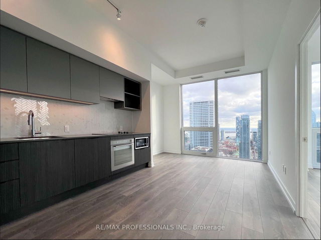 PH07 - 82 Dalhousie Street