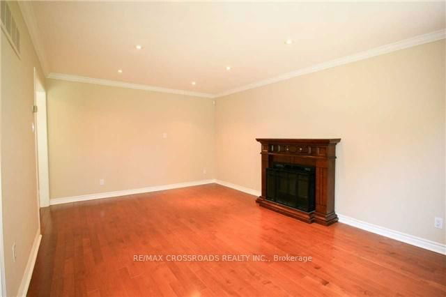 106 Abbeywood Trail