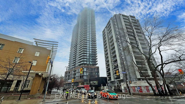 1311 - 159 Wellesley Street