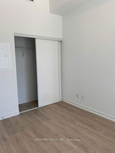 Unit 306 — 32 Forest Manor Rd, Toronto - Henry Farm image-0-4